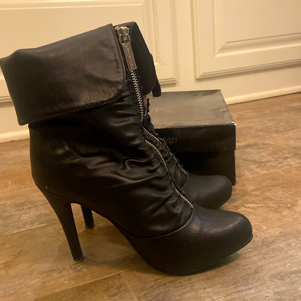 Kardashian black zip up booties